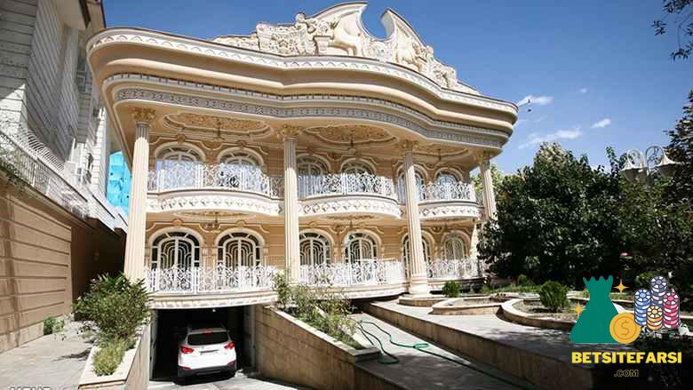 خانه علی کریمی کجاست